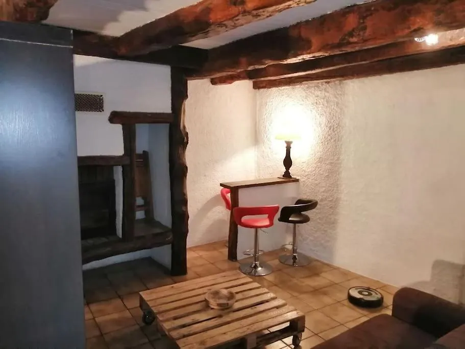 Holiday home Jolie Maison De Caractere Proche De Castres Burlats